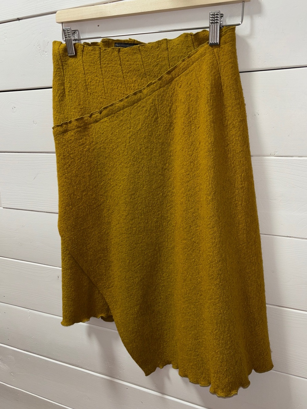 Carmen G Montréal Asymmetrical Wool Blend Skirt – Mustard – Size M/M – Made in - Picture 3 of 9